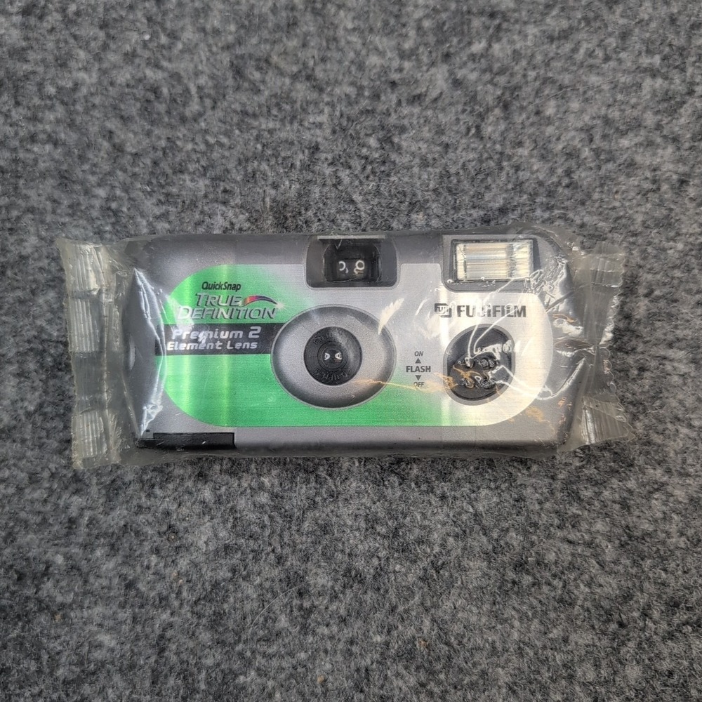 Fujifilm 27 Exp QuickSnap Flash 400 Camera NEW‎ NIP Expired 01-08